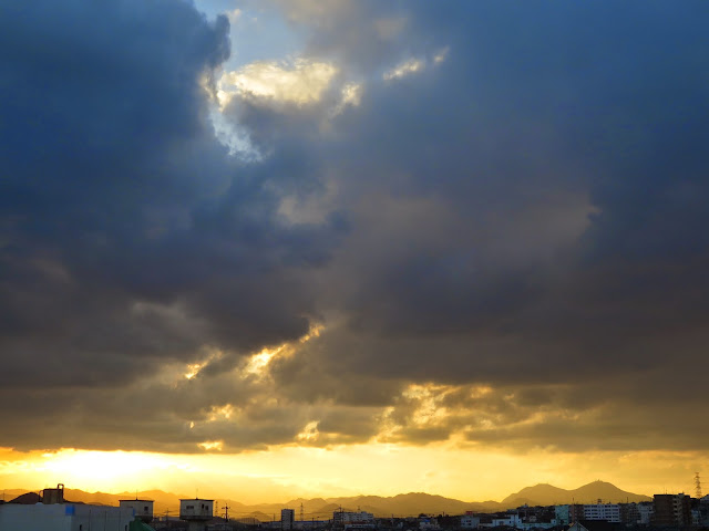 吉田太陽の丘公園から夕方の風景-6