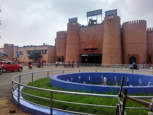 Cuttack Railwaty Station Gate No 1, Railway Station Inner Service Rd, Municipal Colony, Cuttack, Odisha 753003, India, Inclined_Railway_Station, state OD