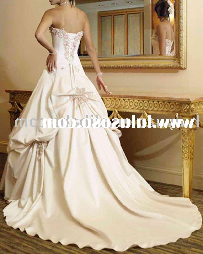 wedding gown,bridal wedding