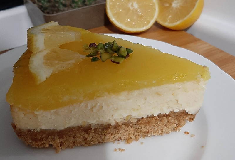 Limon soslu cheesecake