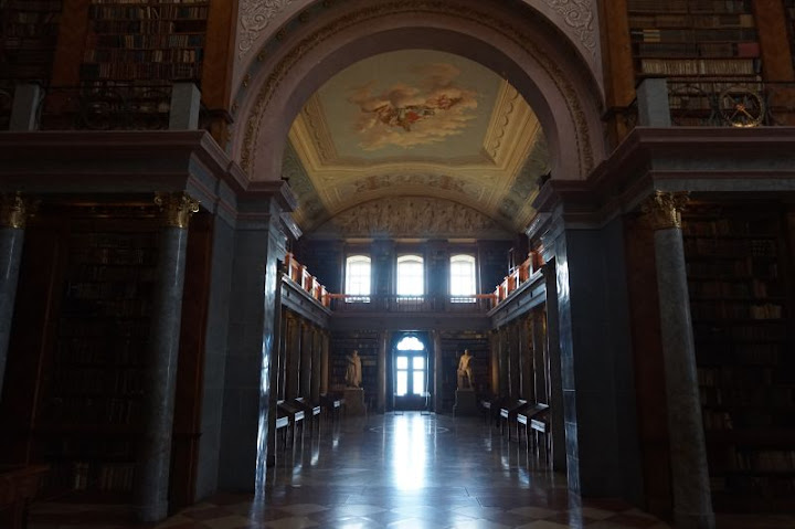 Pannonhalma y su preciosa archiabadía (Transdanubia) - Hungría a fondo (27)