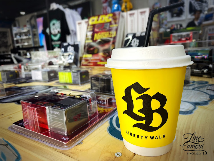 アルトワークスのリバティーウォーク大阪2号店・壁画アート・ヘルシーランチ・大阪ドライブ・７月もよろしくお願いいたしますに関するカスタム事例の投稿画像29枚目