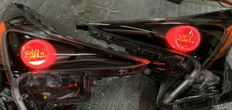 プリウスのヘッドライト加工・フォグランプ加工・プリウス50系・TEAM  FreeDom`styleに関するカスタム事例の投稿画像6枚目