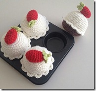 Crochet cakes 03