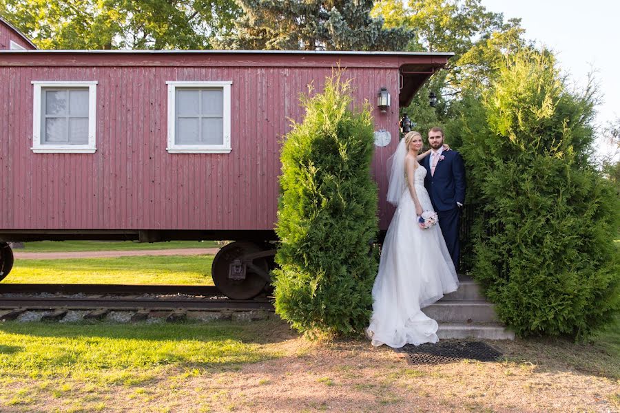 Fotografo di matrimoni Hasahn Fisher (fisherfotographi). Foto del 9 maggio 2019