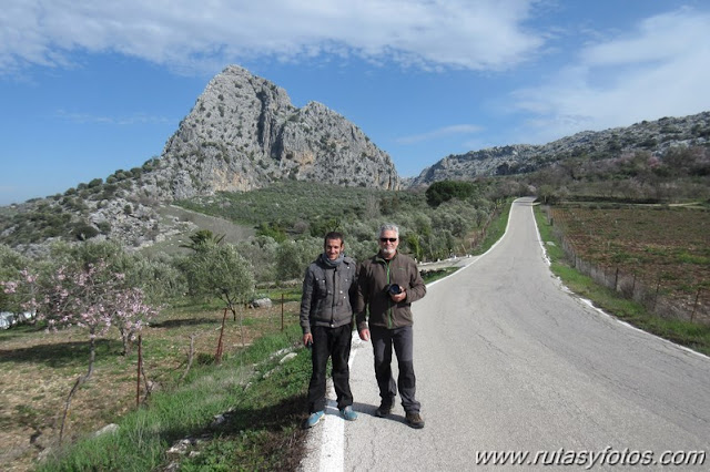 Subida al cerro Tavizna