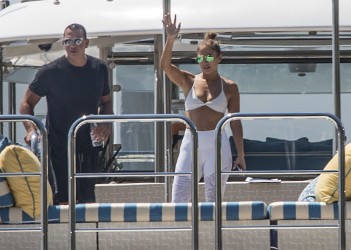 Jennifer Lopez In Bikini On Yacht In Positano