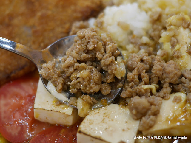 【食記】台中王子咖哩第一卷@龍井東海夜市商圈 : 新醬料心享受...來自野島家的咖哩王子紀念特別店 DIY料理 冰品 冰淇淋 區域 午餐 台中市 日式 晚餐 蓋飯/丼飯 蛋包飯 豬排 輕食 速食 飲食/食記/吃吃喝喝 龍井區 