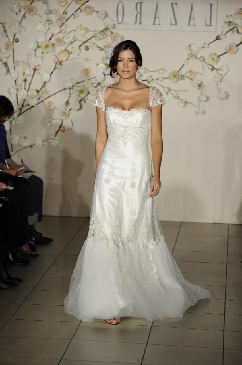 Lazaro_Spring2009-wedding-gown