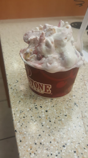 Ice Cream Shop «Cold Stone Creamery», reviews and photos, 900 E Battlefield Rd #116, Springfield, MO 65807, USA