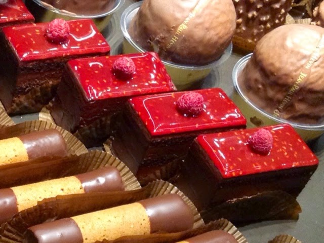 Gâteau au chocolat Le Marais. Pâtisserie chocolat Jean-Paul Hévin -  Jean-Paul Hévin