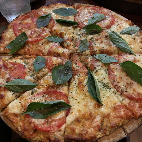 Gluten-Free Pizza at Sapos Lounge