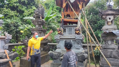 Kapolsek Tembuku Pantau langsung Dampak Gempa Bumi di Wilayah Tembuku. 