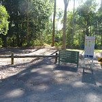 An intersection at the end of Lookout Rd in the Blackbutt Reserve (399940)