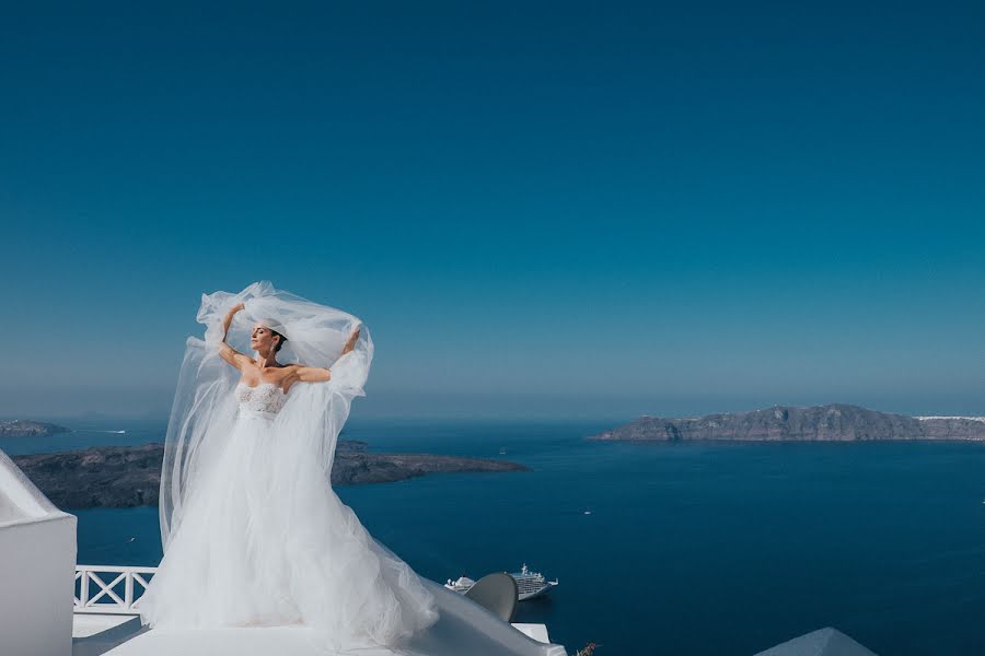 Fotografo di matrimoni Dan Pázmány (sarafoto). Foto del 30 aprile 2019