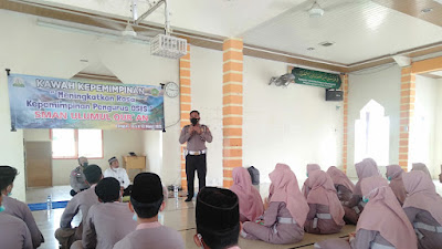 Satlantas polres Pidie , Melaksanakan Sosialisasi Keselamatan berlalulintas di SMAN Ulumul Qur,an Tijue