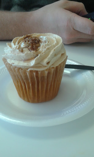 Bakery «The Sweet Lush Cupcakery», reviews and photos, 105 Chestnut St, Dunmore, PA 18512, USA