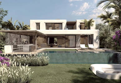 Villa with pool 9