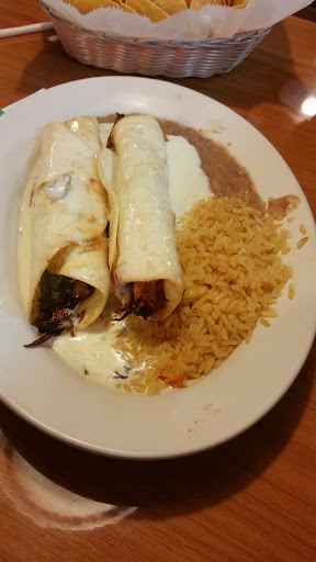 Mexican Restaurant «El Patio Mexican Restaurant», reviews and photos, 2891 E Big Beaver Rd, Troy, MI 48083, USA