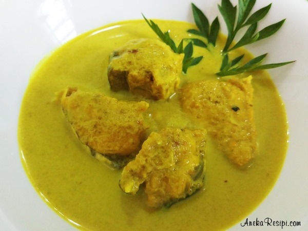 Ikan Tenggiri Masak Lemak Cili Api