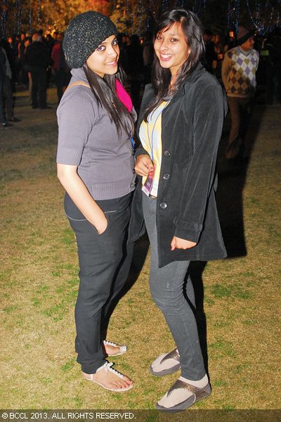 Poorva and Shalini enjoying a musical extravaganza during the Jaipur Literature Festival.