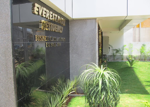 Everest Park Residency, No.1, Jayalaniya 3rd Street, Near Jamal Mohammed College, T.V.S Tollgate, Tiruchirappalli, Tamil Nadu 620020, India, Hotel, state TN