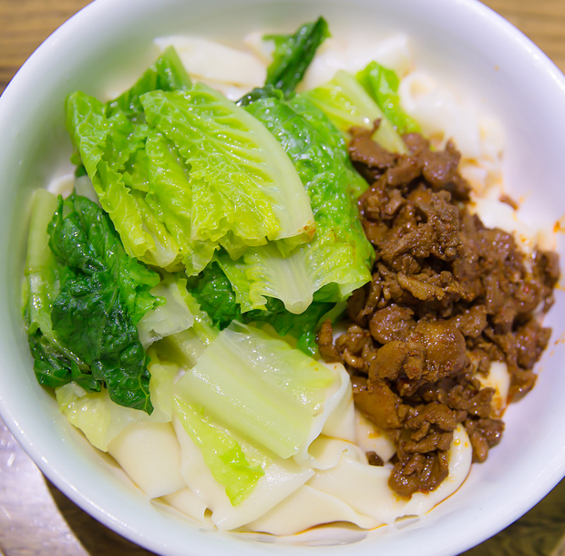 photo of Garlic Sauce with Pork, extra wide noodles