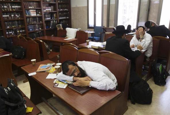 파일:external/blogs.reuters.com/kollel-1.jpg