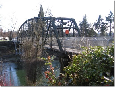 IMG_2464 Park Place Bridge in Gladstone, Oregon on February 20, 2010