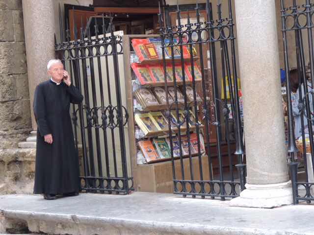 Priest in Monrealeo