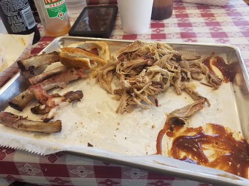 Barbecue Restaurant «Circle S BBQ LLC», reviews and photos, 14630 US-19, Hudson, FL 34667, USA