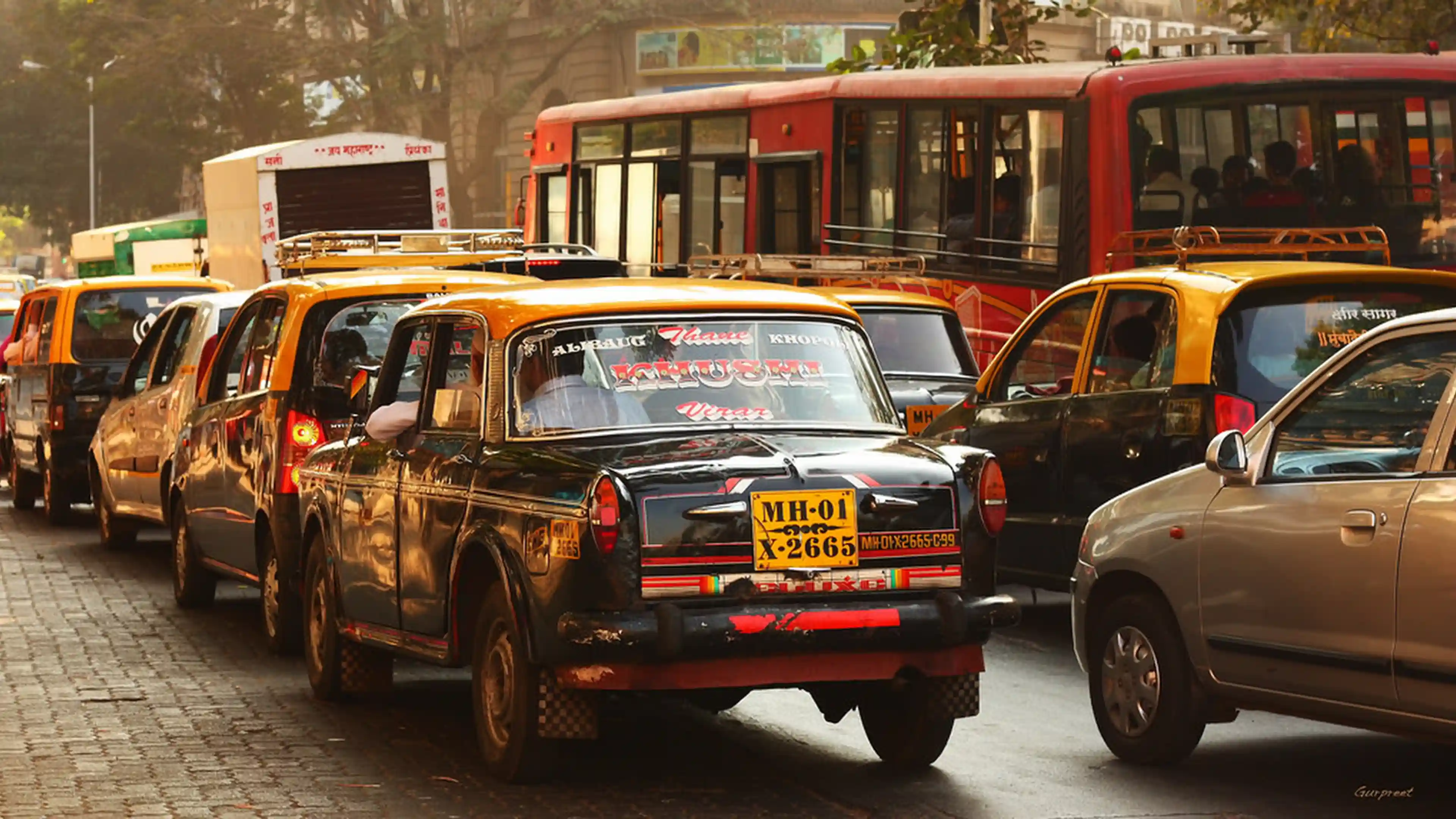 The chaotic tale of parking in Mumbai