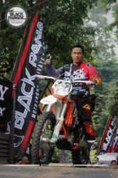 Hobi Trail Bikin Bugar