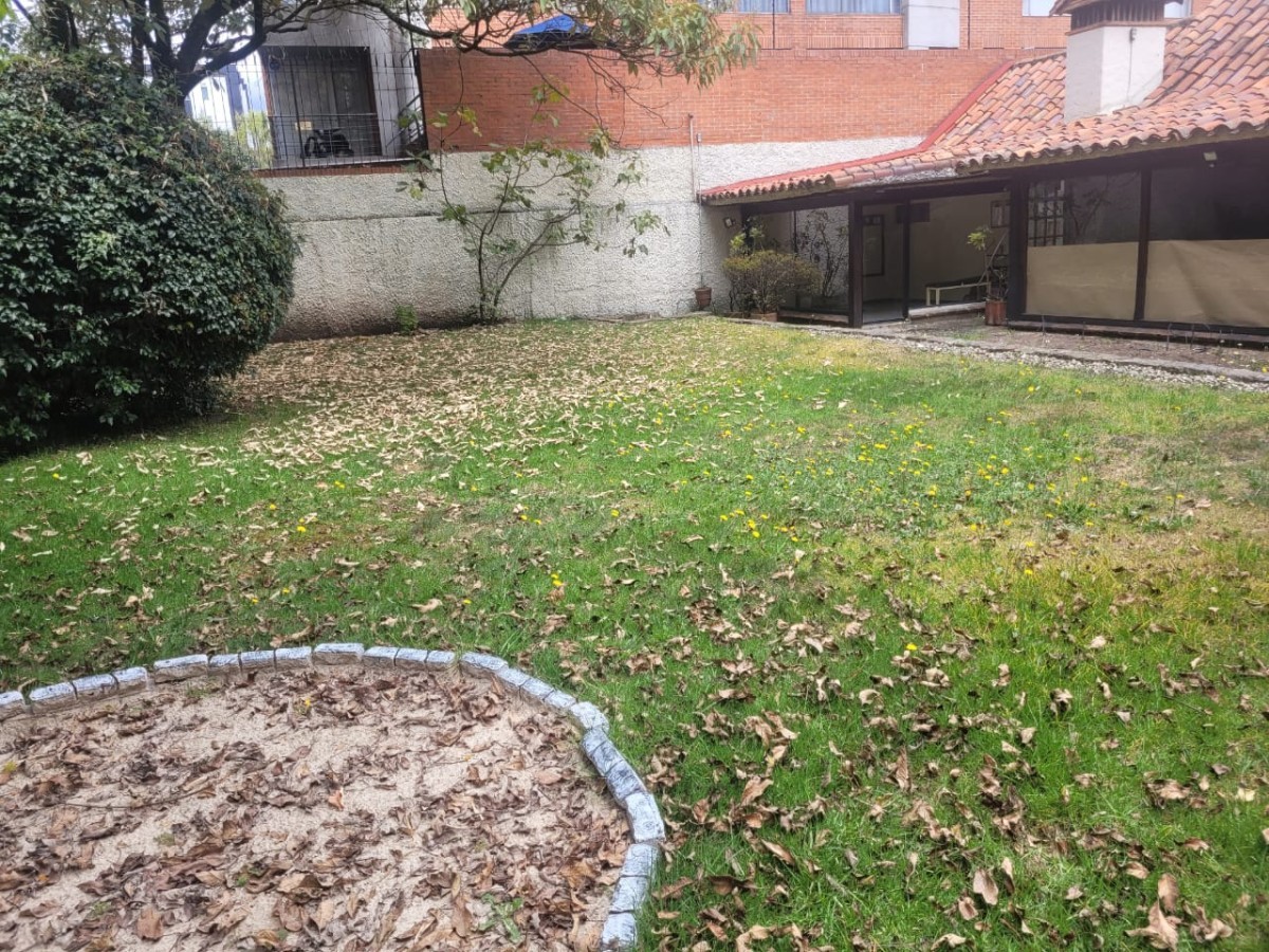 Casa En Venta - La Calleja, Bogota