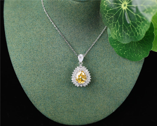 Title 5, Yellow Diamond Pendant Silver Necklace for Wome...