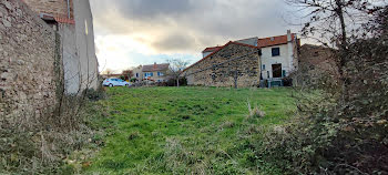 terrain à Saint-Beauzire (43)