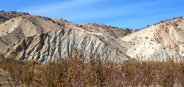 Baumplantage und Erosion im Khersaan-Tal