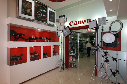 canon foto plaza, Blvd. Atlixco 37 Local 228, San José Vista Hermosa, 72190 Puebla, Pue., México, Tienda de fotografía | Puebla