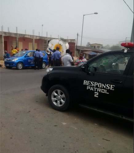 Soldiers Scooping Fuel As Oando Truck Crashed Into A Shop In Calabar