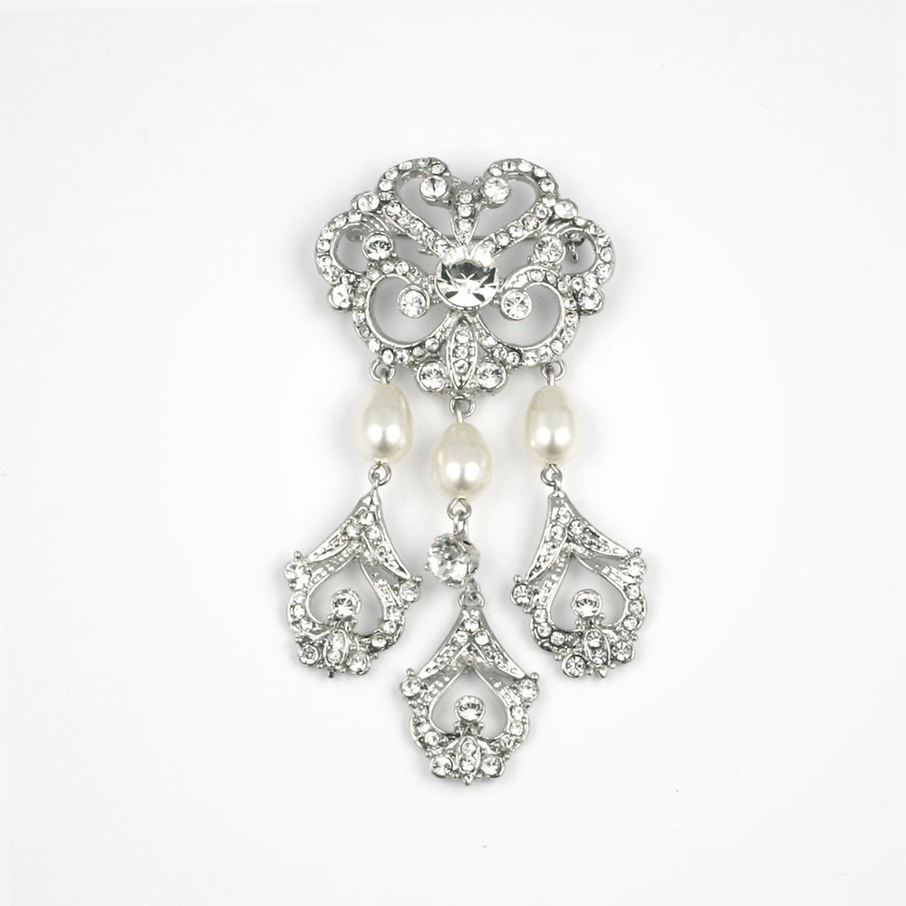 pearl brooch wedding