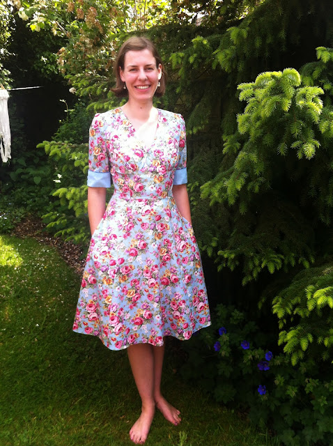 little old lady makes . . .: May's Garment: Sew Over It Tea Dress