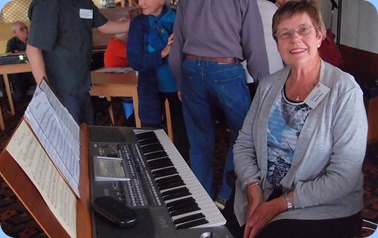 Pam Rea preparing to play her Korg Pa900 for us. Photo courtesy of Dennis Lyons.