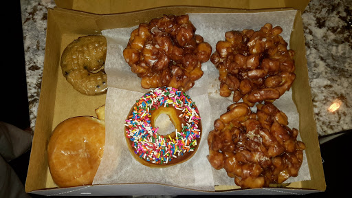 Donut Shop «Donut King», reviews and photos, 2250 Scenic Hwy S, Snellville, GA 30078, USA