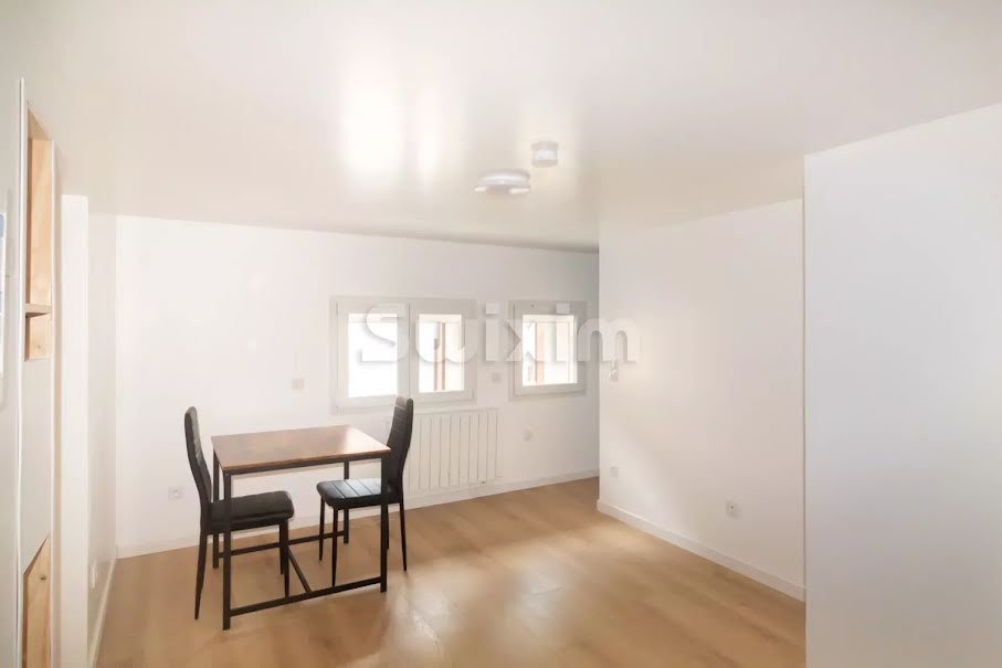 Location  appartement 1 pièce 26.06 m² à Hauts de Bienne (39400), 460 €