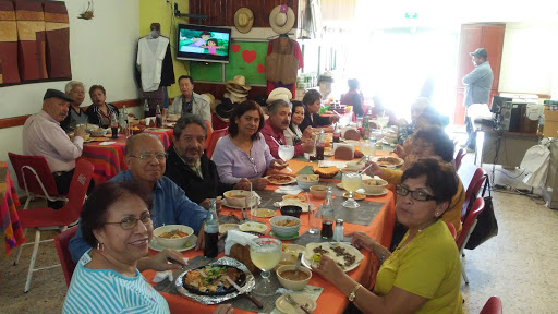 El Doc, Zaragoza 103, Centro, 27640 Cuatrociénegas, Coah., México, Restaurante de comida para llevar | COAH