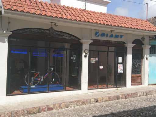 Bicicletas Giant, 2a. Calle Sur Pte., San Sebastián, 30000 Comitán de Domínguez, Chis., México, Tienda de deportes | CHIS