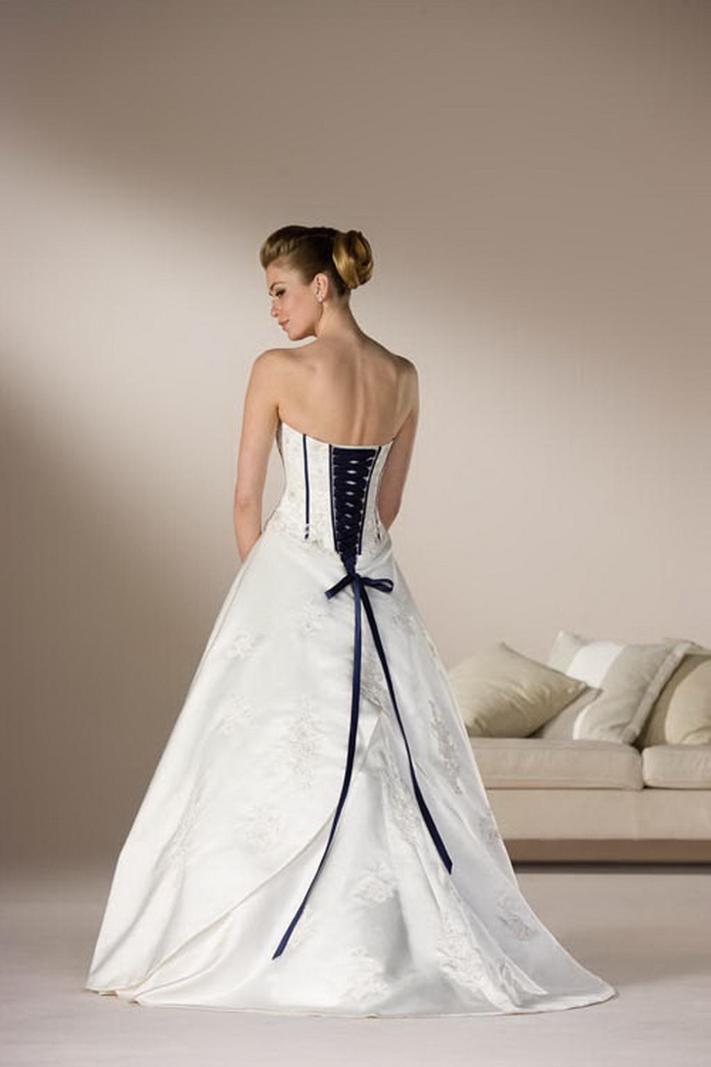 corset wedding dress