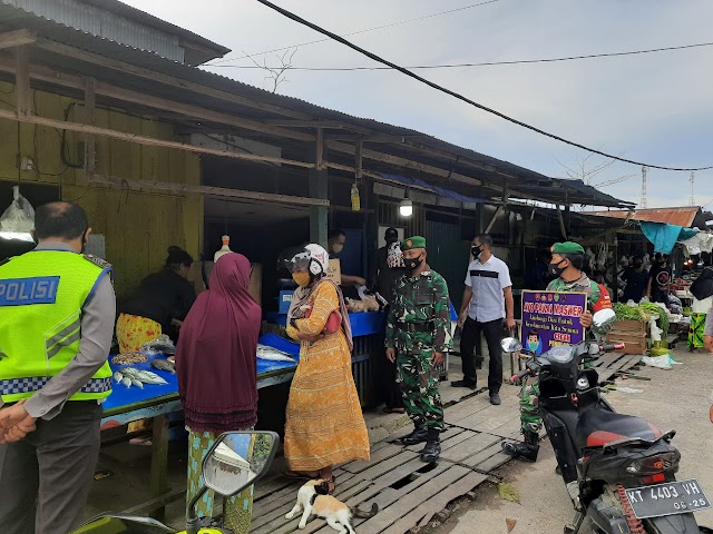 Pangkalan Ojek dan Pedagang Pinggir Jalan Tak Lepas Dari Patroli Prokes (PPKM) Gabungan TNI dan Polri Kab PPU