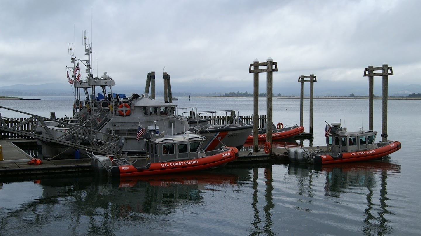 Watch Coast Guard Cape Disappointment: Pacific Northwest live