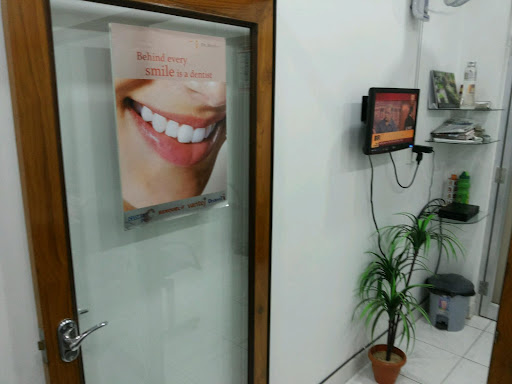 Dr. Bhowal Dental Clinic, Galaxy - 5FS, “Greenfield Heights” NewTown, Beside Appolo Pharmacy, Kolkata, West Bengal 700136, India, Dental_Clinic, state WB